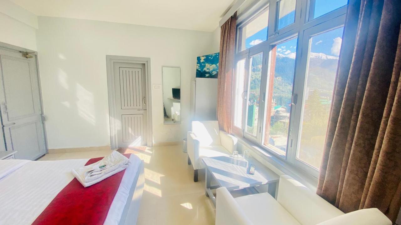Hotel Meadows Manali Exteriör bild